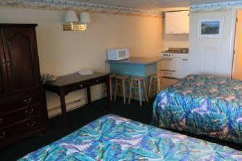 Inn Sea View 2*